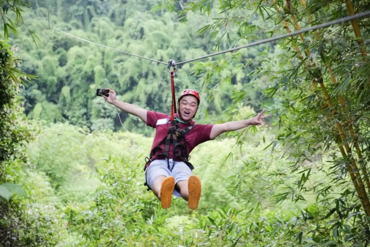 Khu trò chơi liên hợp